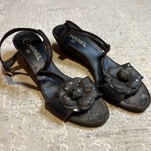CHANEL heels size 9.5
